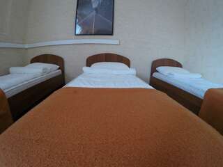 Хостел Литвич Нижний Новгород Кровать в 5-местном общем номере-3